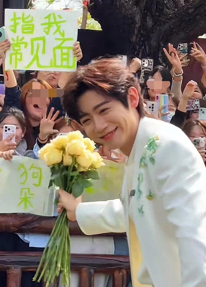  打开网易新闻 查看精彩图片 