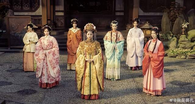 图片来源：微博 @我是娜扎