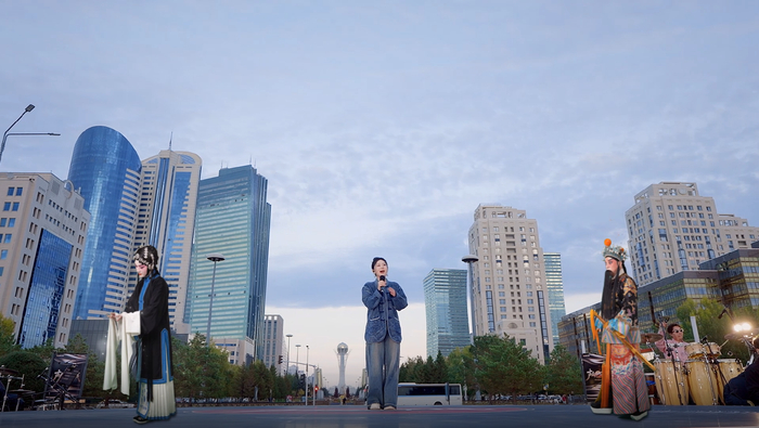 张曦匀献上传统京剧与现代流行融合的诚意之作