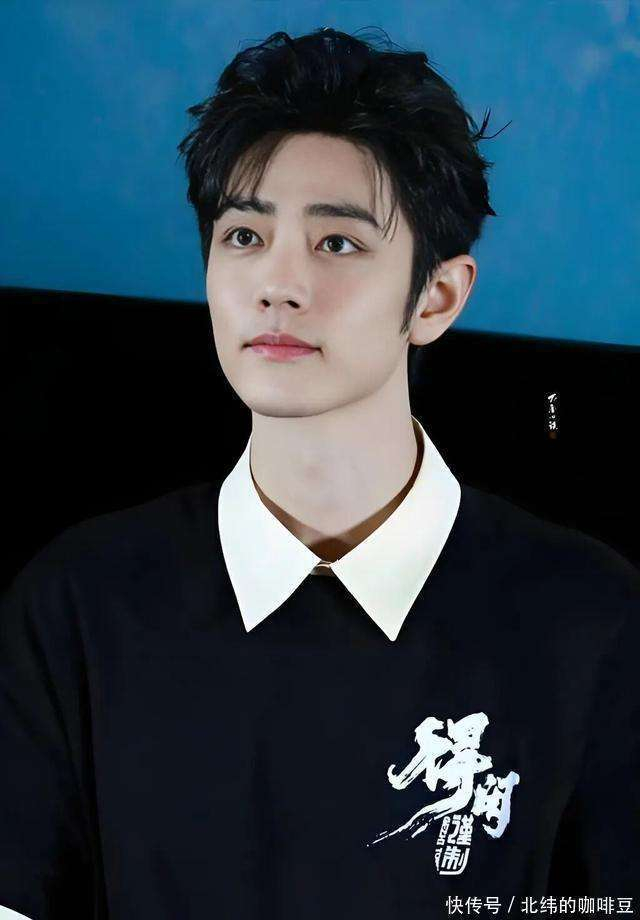 这一份最新的流量榜单,不仅展示了这些顶级艺人的行业地位,也让我们看到了他们各自不同的魅力与突破。无论你是支持哪位,2026年内娱的男星格局无疑充满了激情与变化,他们的每一次登顶都印证了自己的努力与才华。你心目中的男神是谁呢?