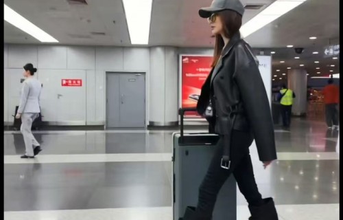 李小冉初舞台挑战自我|乘风2026|摔跤