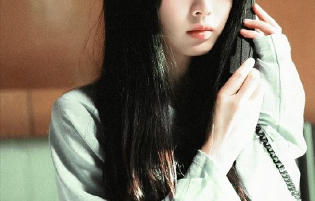 《天才女友》中林知夏结局会圆婚纱梦吗？