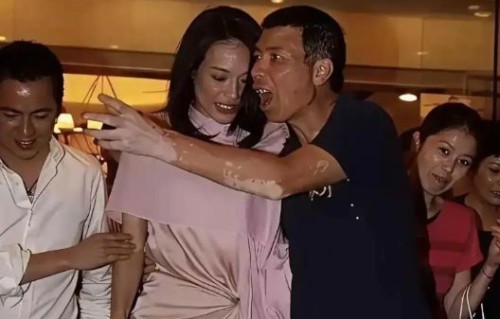 一张老照片引发热议，舒淇的爱情为何从不是外人能定义的？