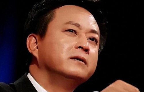 朱军被弦子毁掉4年：从央视一哥到退休种树，真相来得太迟了