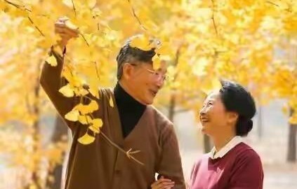 晚年苦不苦，就看55！人活到55岁，能够具备这3点，就算幸福