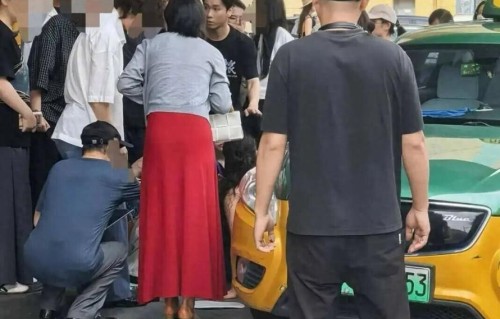 演出前女主演在剧院门口遇交通事故，疑脚被车辆碾轧，生命之旅舞蹈剧场当天临时替换阵容，公司回应