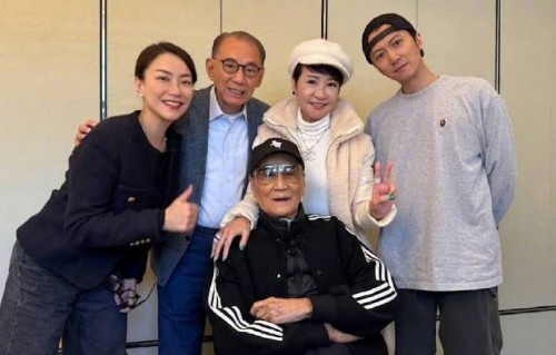 谢贤为什么被圈内人尊称为“四哥”？|谢霆锋|霍汶希|经典|周星驰|父亲