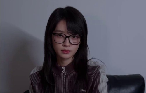 孙怡晒照可盐可甜有魅力,官宣加盟浪姐,演技与格局双在线