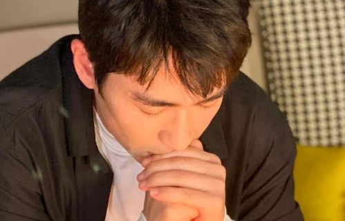 朱一龙直播结束后，工作室送出礼物，难怪小笼包会失眠