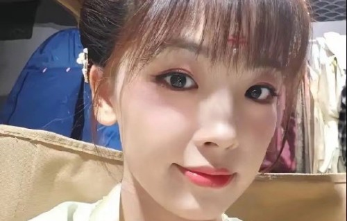 王冰冰在《灼灼不倾城》中如何演绎胖瘦双面造型