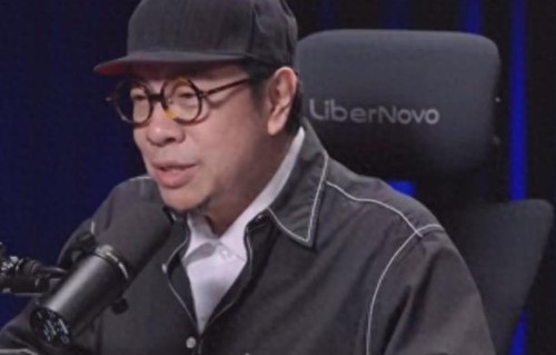 消费逝者？蔡康永自曝在大S告别仪式开黑色玩笑，尺度引网友争议