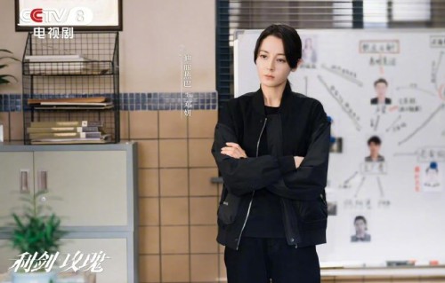 迪丽热巴在节目中表现出强烈的胜负欲，这是否与她一贯的工作态度有关？