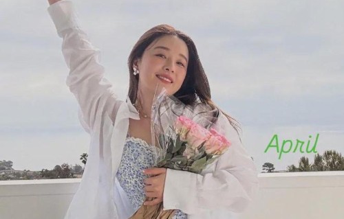 阚清子生日：从“阿姨许愿”到“海风撩发”，每天都有每天的快乐