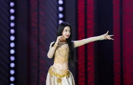 《乘风2026》初舞台直播临时更改赛制，宣布全员晋级的具体原因是什么？