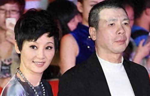 徐帆冯小刚相伴26年：无关狗血传闻，藏着成年人最通透的婚姻观