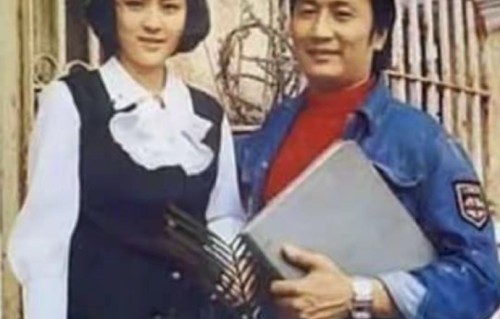谢贤第一任妻子哭到沙哑，机场崩溃真相令人泪目|甄珍|离婚|初恋|前夫|婚姻