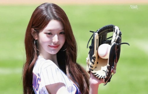 张元英MLB开球为何被称为K-pop象征性标志