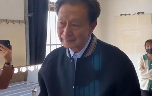知名播音员钟瑞加拿大病逝，女儿都在国外，丈夫是央视主持宋世雄