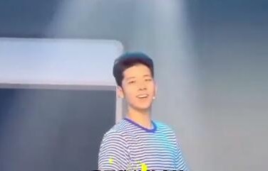 郭涛儿子高中毕业 18岁的石头成熟帅气-闽南网