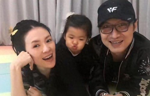 前尘往事一笔勾销！汪峰章子怡再次联手，给内娱离异夫妻上了一课