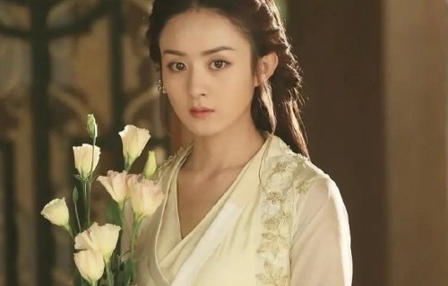 《冰湖重生》中由黄杨钿甜饰演的成年楚乔，观众为何觉得缺少‘秀丽王’气场？|黄杨钿甜楚乔|古装CP感|李昀锐搭档|李昀锐|楚乔传