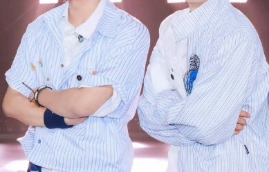 张奕然与李煜东合作《爱的城堡》的舞台反响如何？|歌曲|少年|粉丝|梦幻