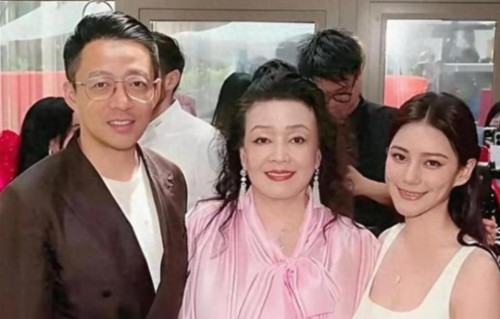 张兰6个粽子卖118元销量感人，马筱梅卖乖讨巧，保姆丽芳尴尬局促