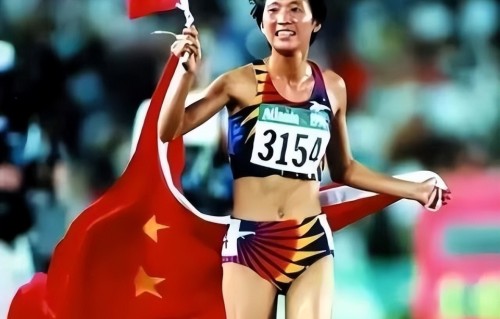 退役后移居美国，3个孩子3个爹，53岁“东方神鹿”王军霞近况如何