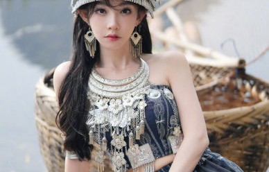 冯提莫为什么会在直播中主动公布自己一直被调侃的身高体重？|皮肤|审美|身材|艺人|情人节