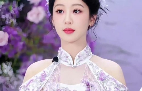 愚人节又一位明星被骗，面对新剧空降，杨紫直说：没人通知我啊