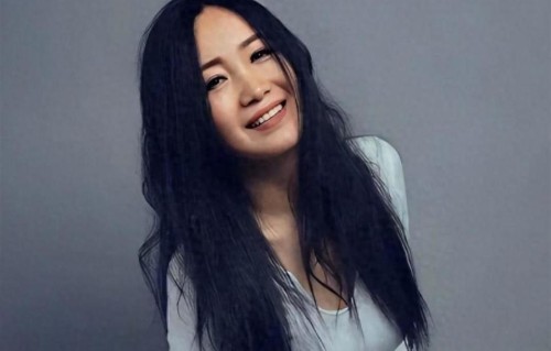 风光无限的斯琴格日乐,被恩师藏天朔辜负,历经伤痛后重拾音乐本心