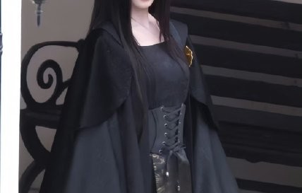 鞠婧祎水珠成雀斑妆是巧合还是刻意设计？