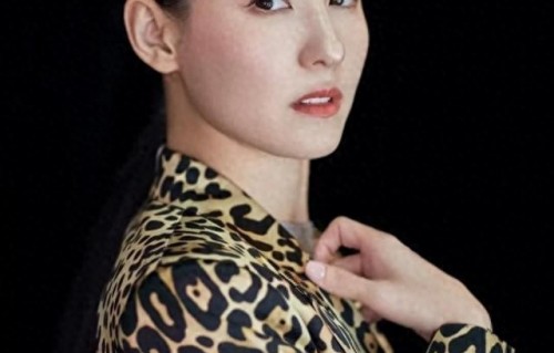 张柏芝回归乐坛被骂割韭菜，华纳放出15秒试听，网友评论区炸了 