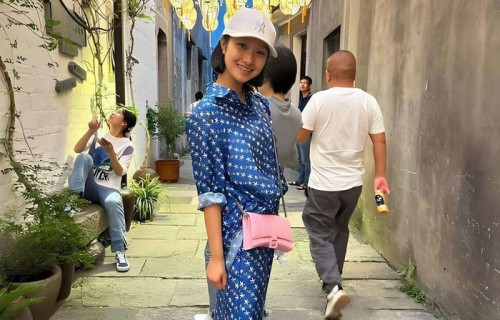 马伊琍文章大女儿晒新年发型！17岁爱马一头红发超亮眼，漂亮又时髦|文君竹|文爱马|星二代|生活照|美食