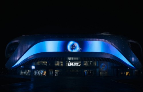 与光同行｜2025芭莎艺术之夜圆满落幕