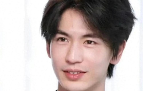 逐玉收官！张凌赫手写长文告别，每个角色都有专属手写词告别