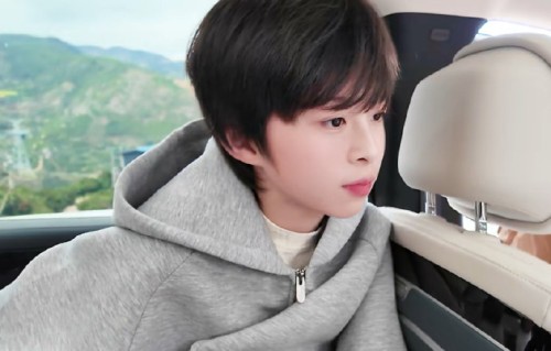 五代小孩余政霖加李煜东微信，家长牵线绕一圈