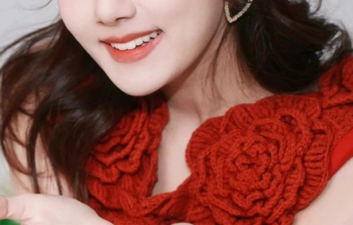 李艺彤经纪人|李艺彤经纪公司