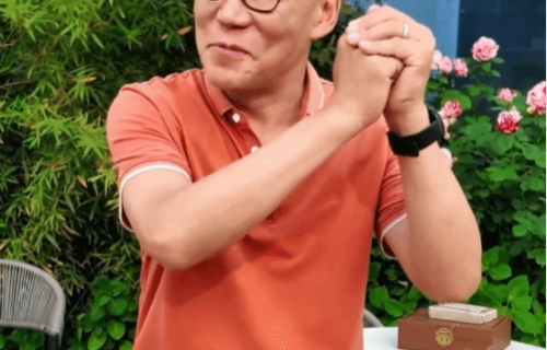 李国庆自曝拒见刘强东9次：四年后才坐下来吃饭