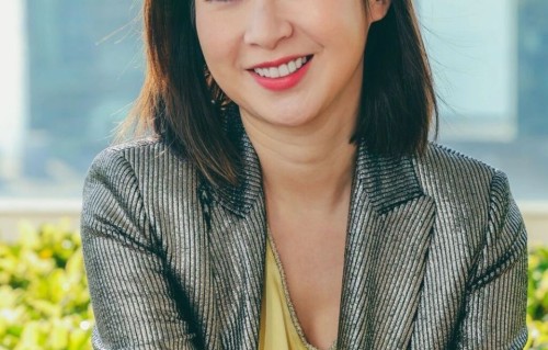 TVB女星经历失败婚姻，再嫁高级督察不领证，新剧演孕妇获关注
