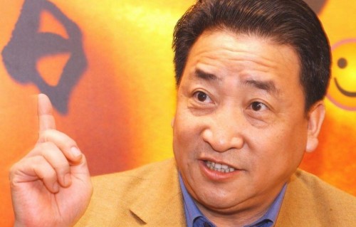 从“为你好”到“你开心就好”：75岁姜昆的父爱，在一碗拉面里完成和解