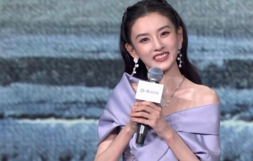 宋祖儿发布会公开真名孙凡清，网友：相当于重新出道