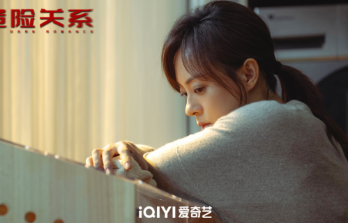 冲着孙俪看《危险关系》，却被“星二代”女配惊艳到，颜值不够演技来凑