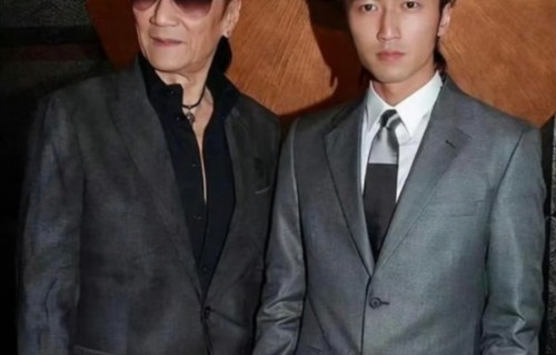 谢霆锋与父亲谢贤最后一次同框是在什么时候？