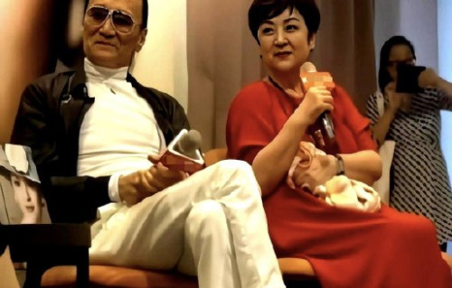 谢贤去世后，其他前任狄波拉和CoCo如何悼念？