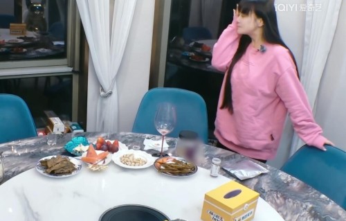 邹市明夫妇哪里惨了？他们才是高手好吧