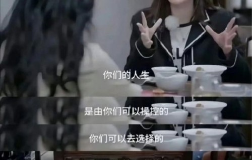 张柏芝如何平衡繁忙工作和独自抚养三个儿子？