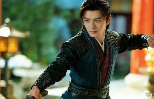 演员按笔画排序，就不争番位了？|艺人|姓氏|规则|娱乐圈|利益