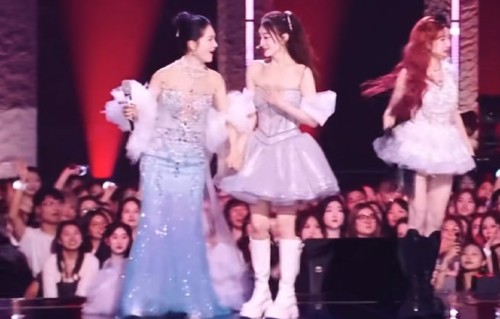 《乘风破浪的姐姐》节目组对锁厕所门的规定有何官方解释？