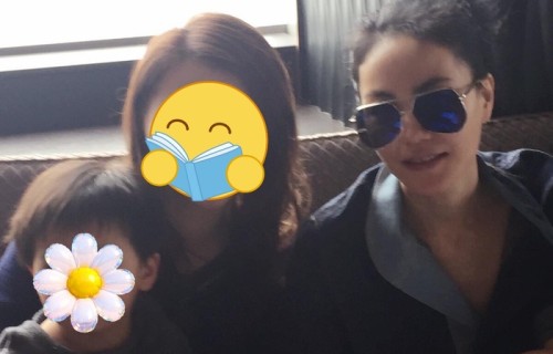 王菲日本旧照重现，十年时光未改容颜|合影